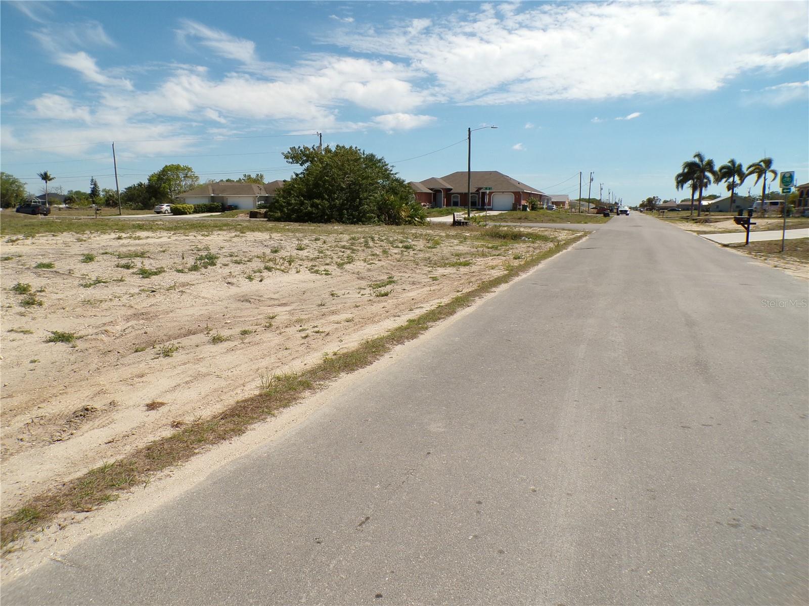 821 NE 15TH LN, CAPE CORAL, FL, 33909