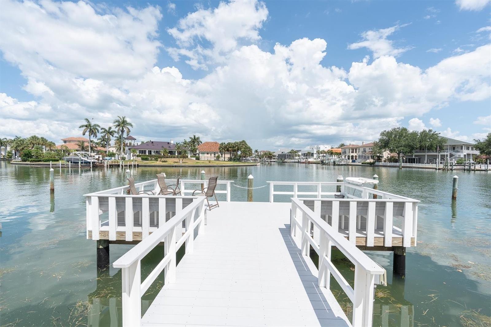 719 PINELLAS BAYWAY S #110, ST PETERSBURG, FL, 33715
