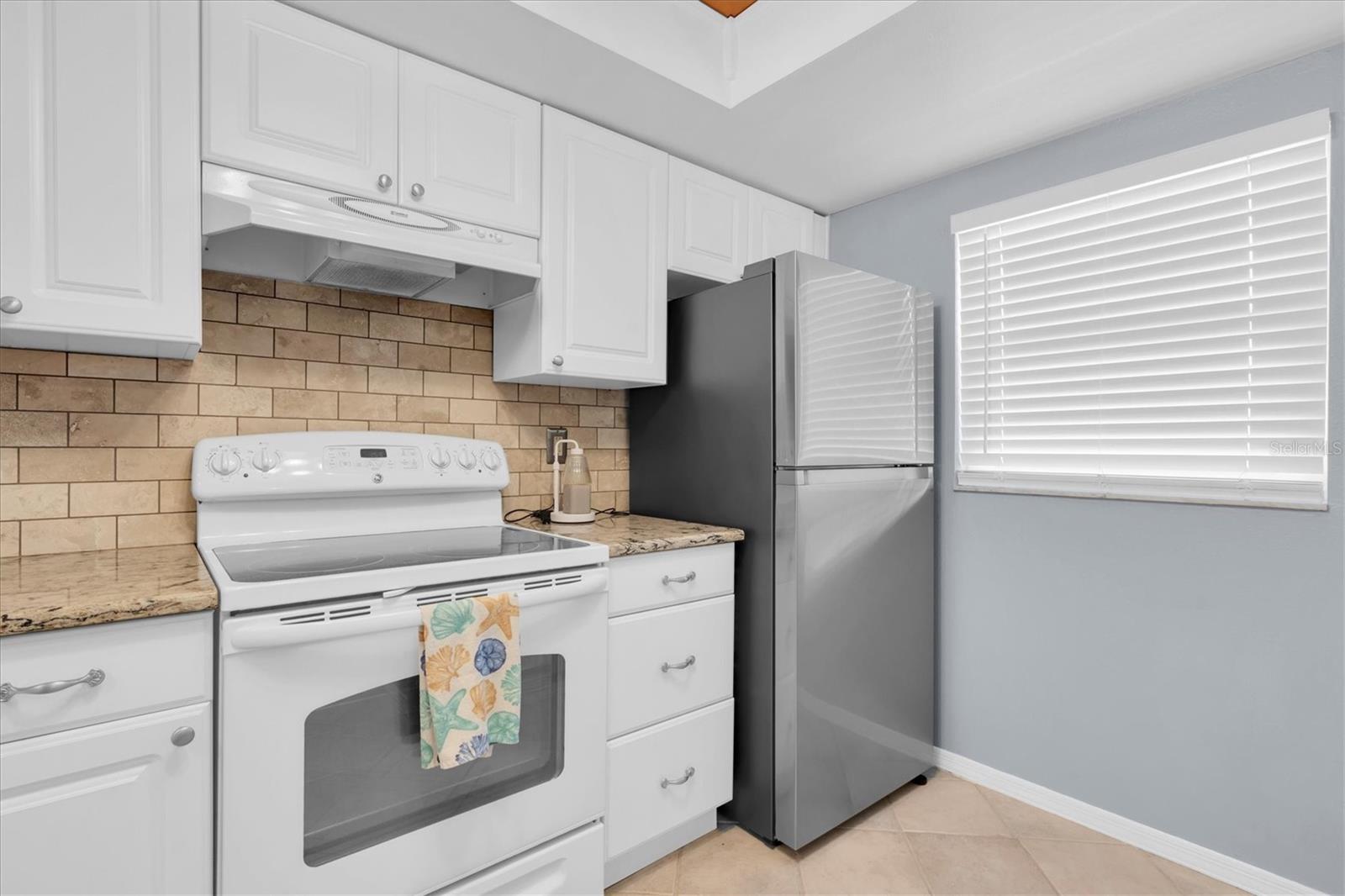 719 PINELLAS BAYWAY S #110, ST PETERSBURG, FL, 33715
