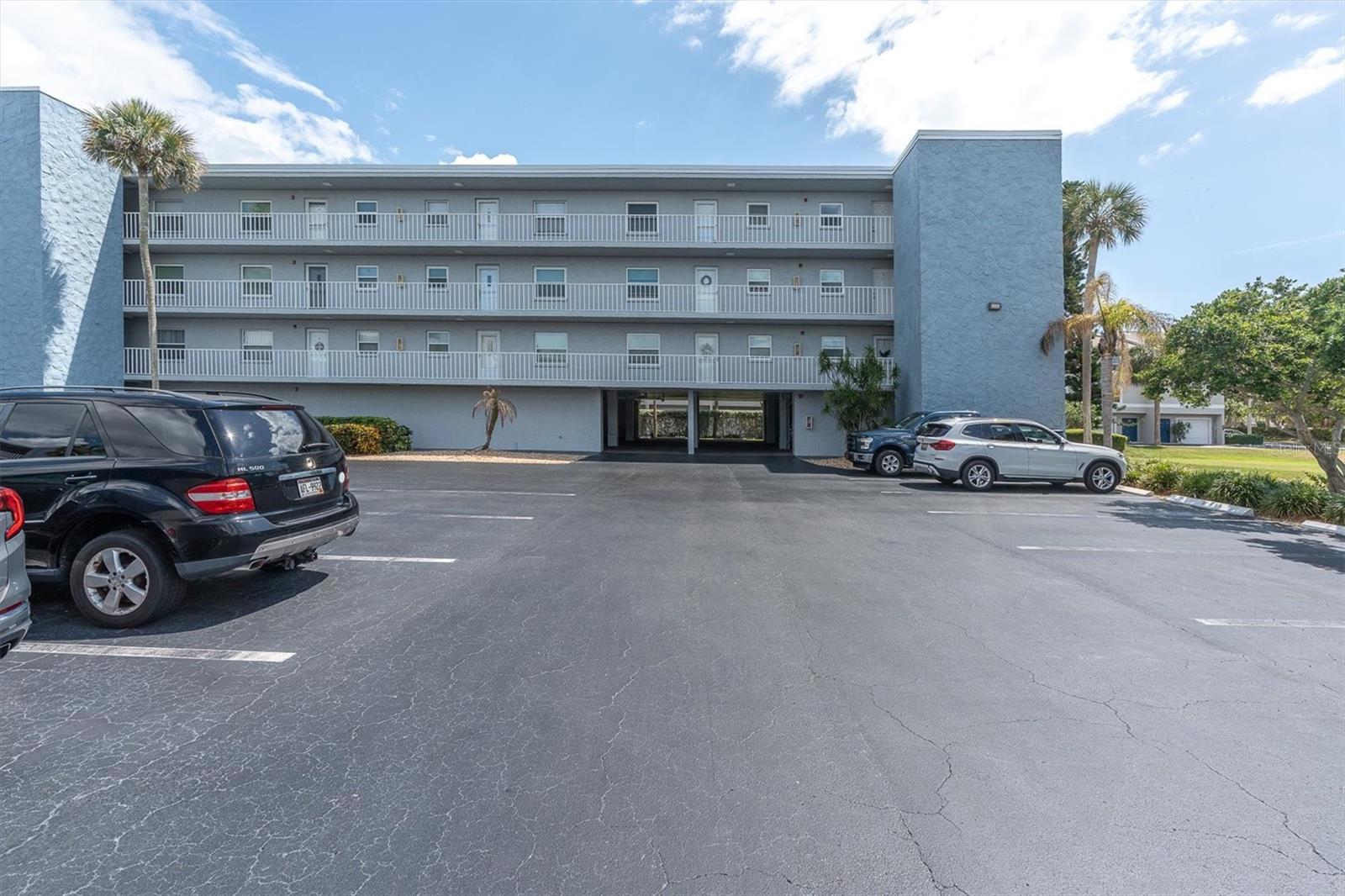 719 PINELLAS BAYWAY S #110, ST PETERSBURG, FL, 33715