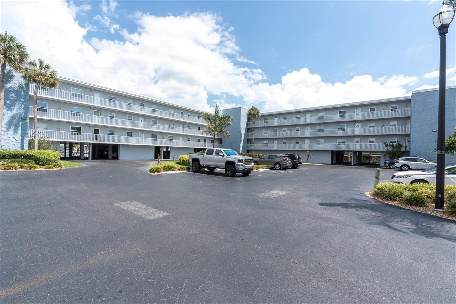 719 PINELLAS BAYWAY S #110, ST PETERSBURG, FL, 33715