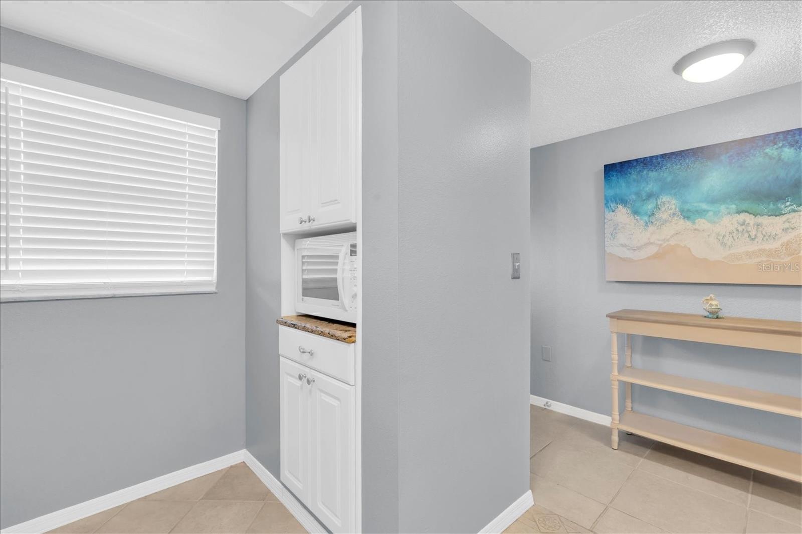 719 PINELLAS BAYWAY S #110, ST PETERSBURG, FL, 33715