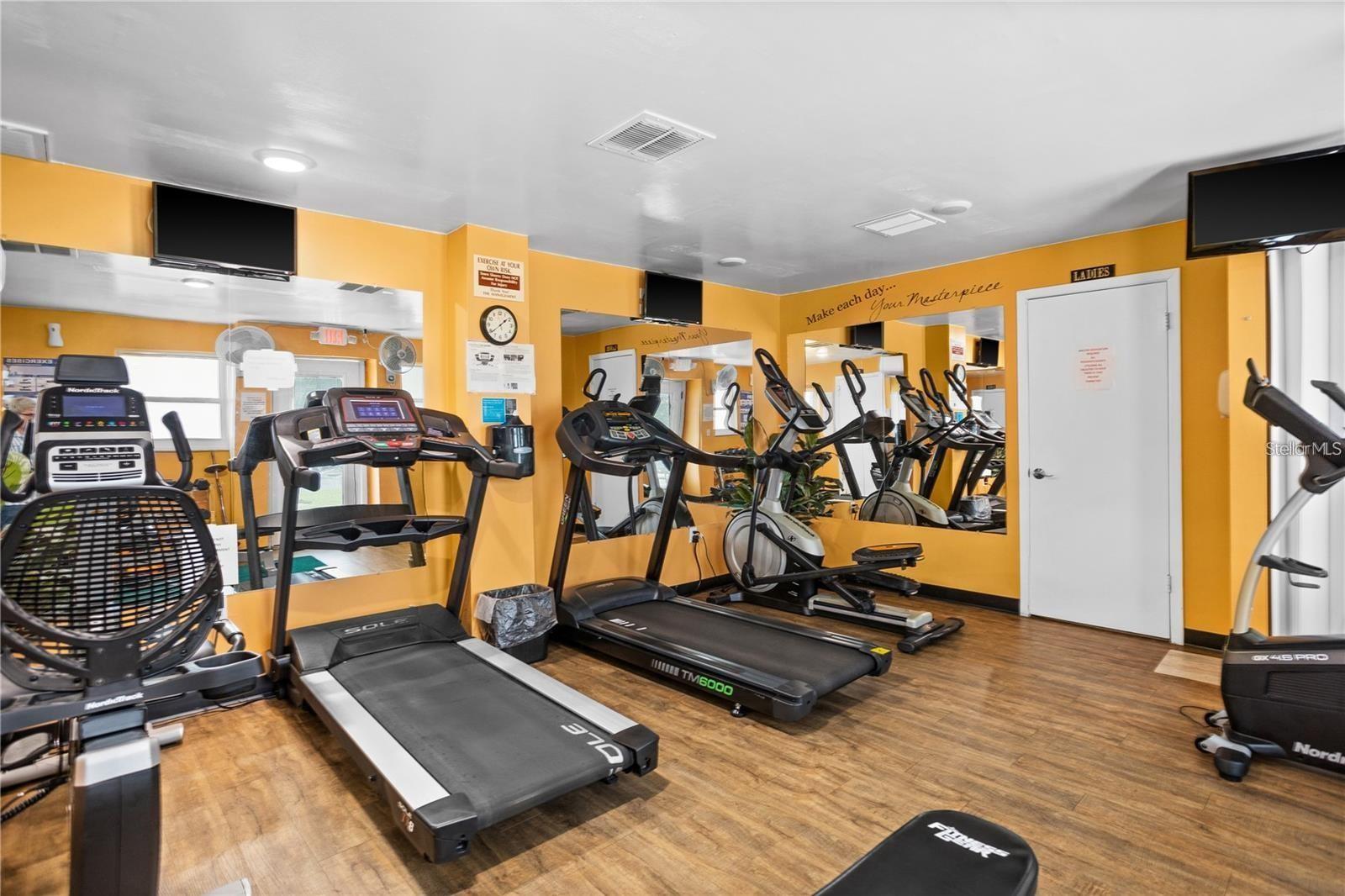 6025 SHORE BLVD S #405, GULFPORT, FL, 33707