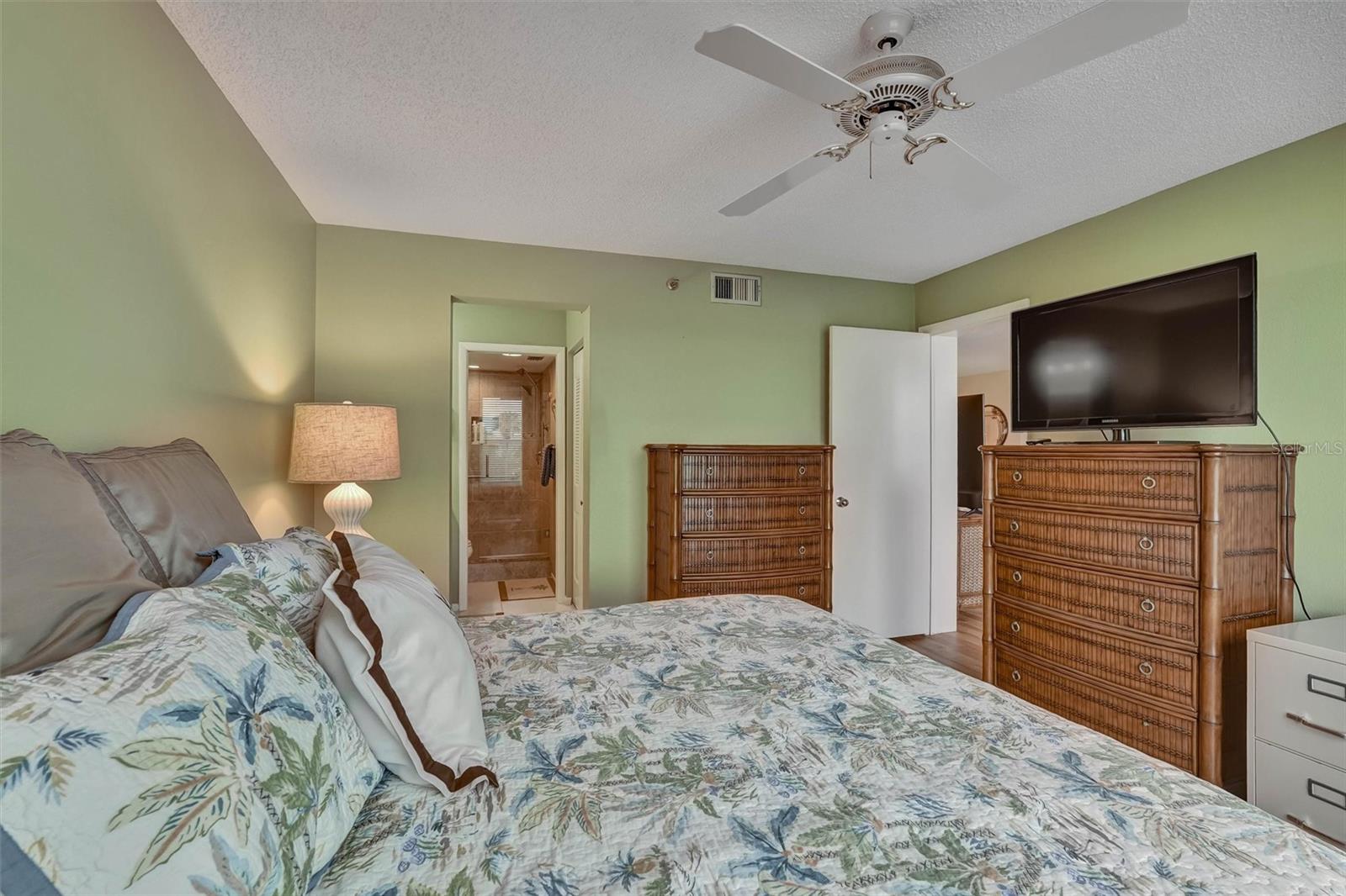 4570 PINEBROOK CIRCLE CIR #404, BRADENTON, FL, 34209