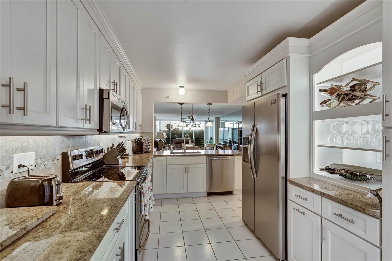 4570 PINEBROOK CIRCLE CIR #404, BRADENTON, FL, 34209