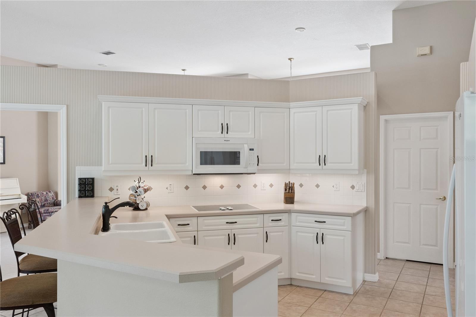 3823 WINDING LAKE CIR, ORLANDO, FL, 32835
