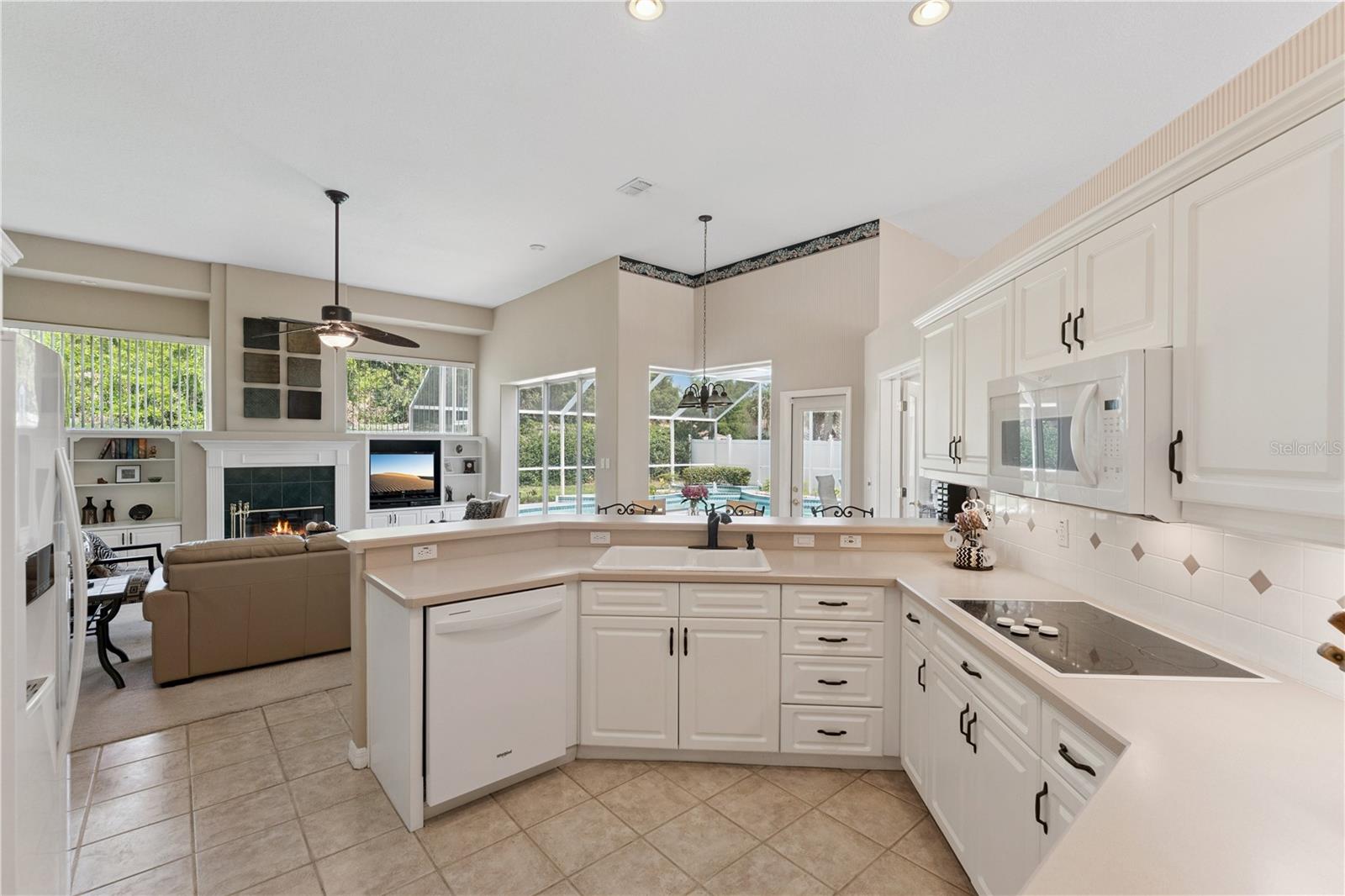 3823 WINDING LAKE CIR, ORLANDO, FL, 32835