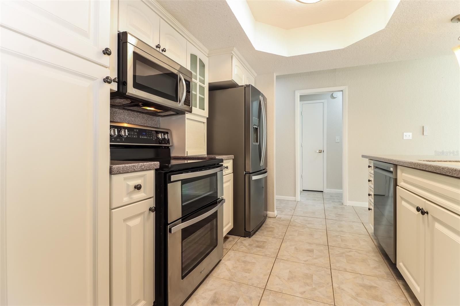 12056 93RD ST, LARGO, FL, 33773