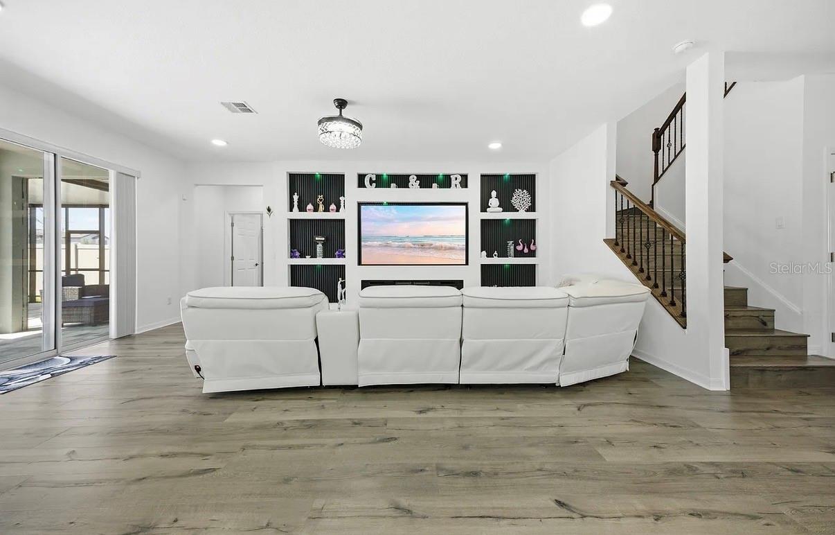 7792 NOTCHED PINE BND, WESLEY CHAPEL, FL, 33545