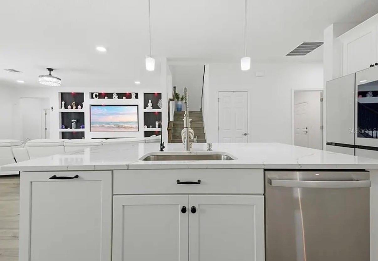 7792 NOTCHED PINE BND, WESLEY CHAPEL, FL, 33545