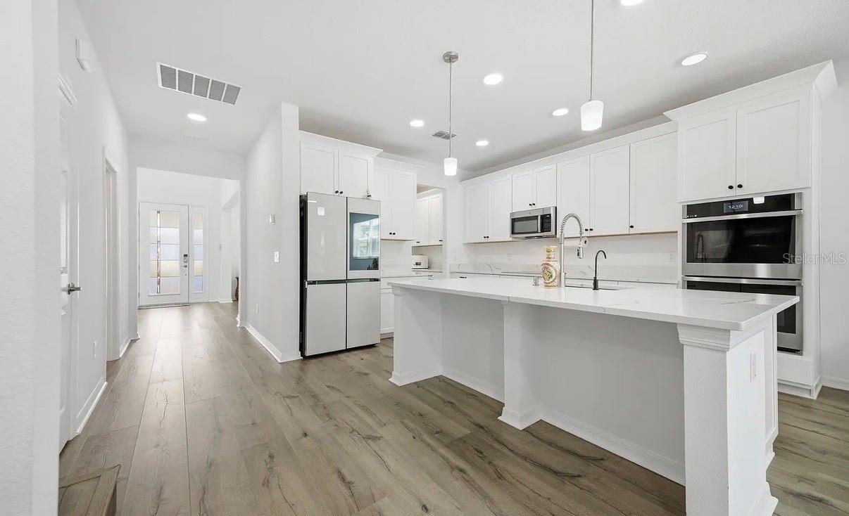 7792 NOTCHED PINE BND, WESLEY CHAPEL, FL, 33545