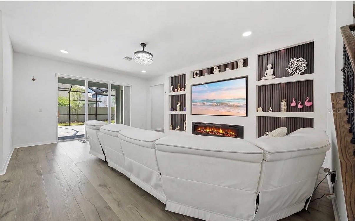 7792 NOTCHED PINE BND, WESLEY CHAPEL, FL, 33545