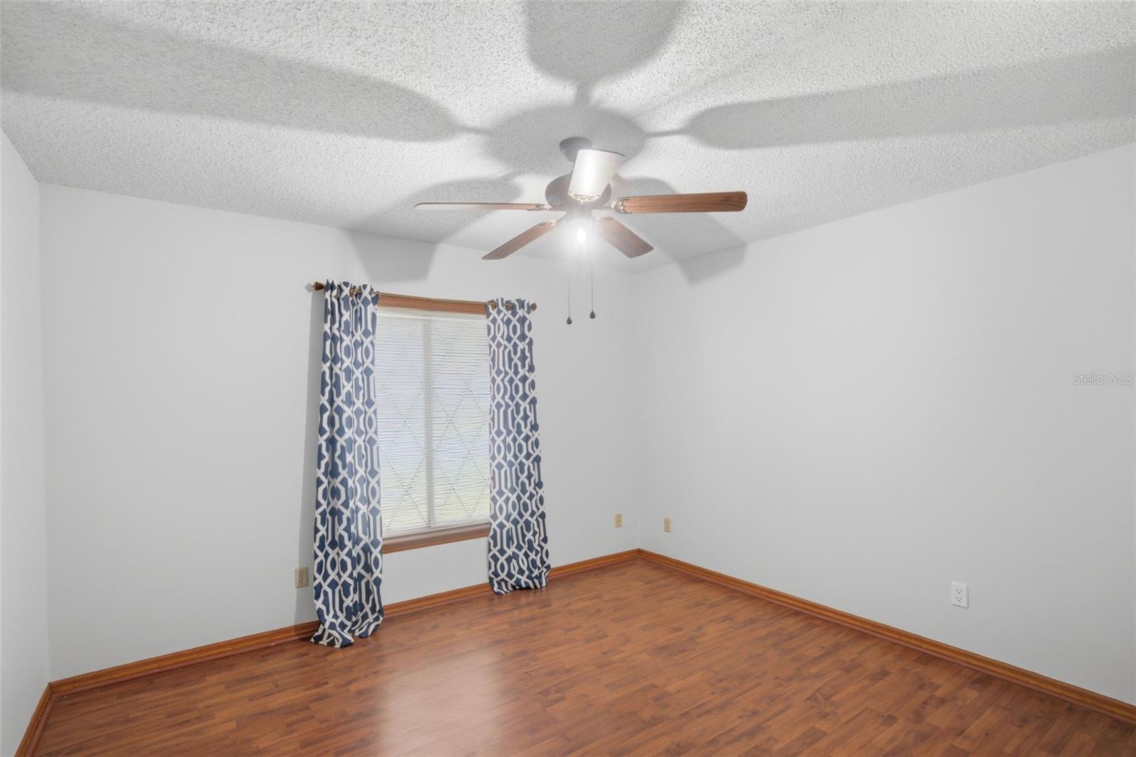 2202 BANBURY AVE, DELTONA, FL, 32725