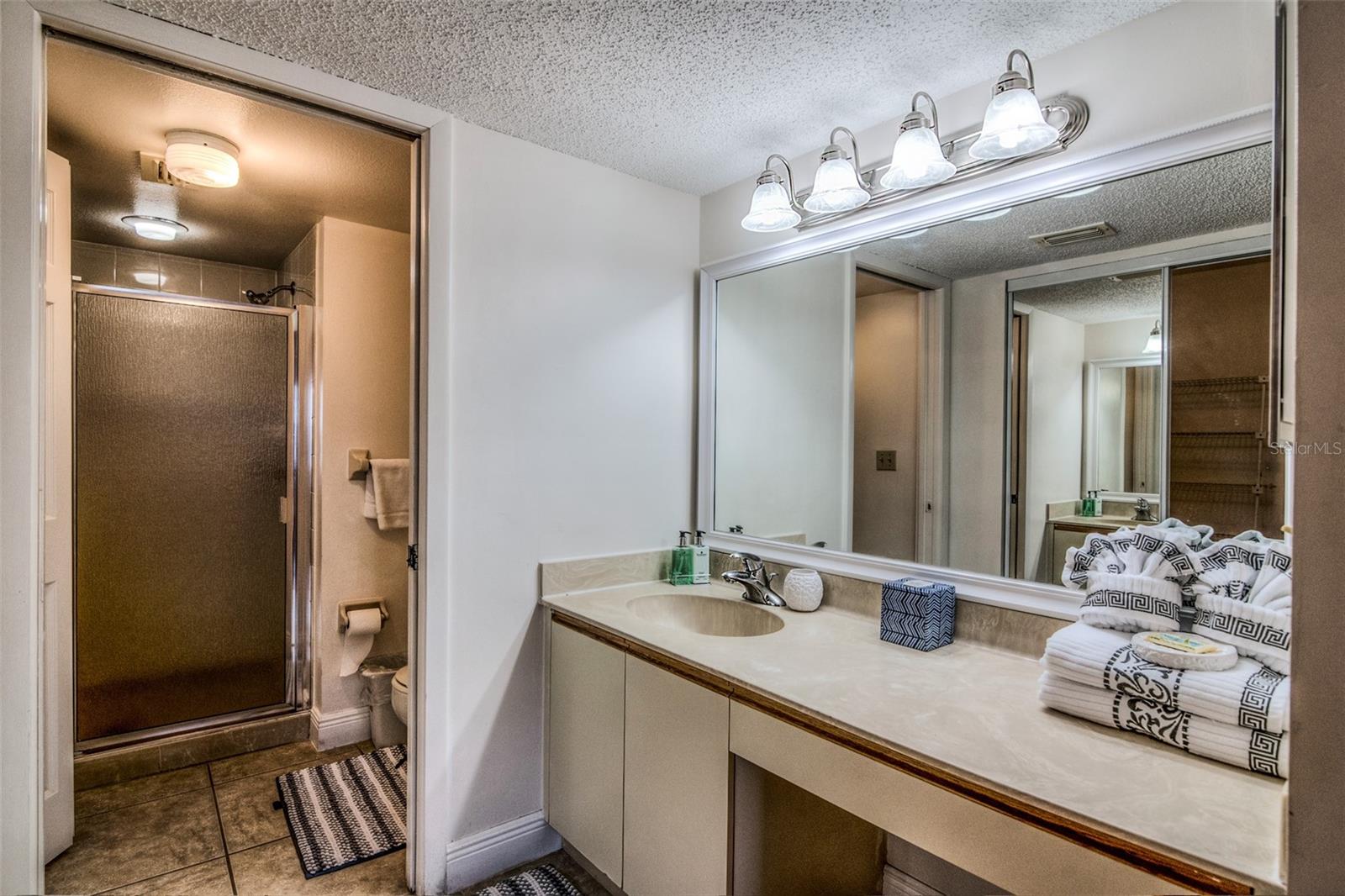 4425 45TH AVE W #101, BRADENTON, FL, 34210