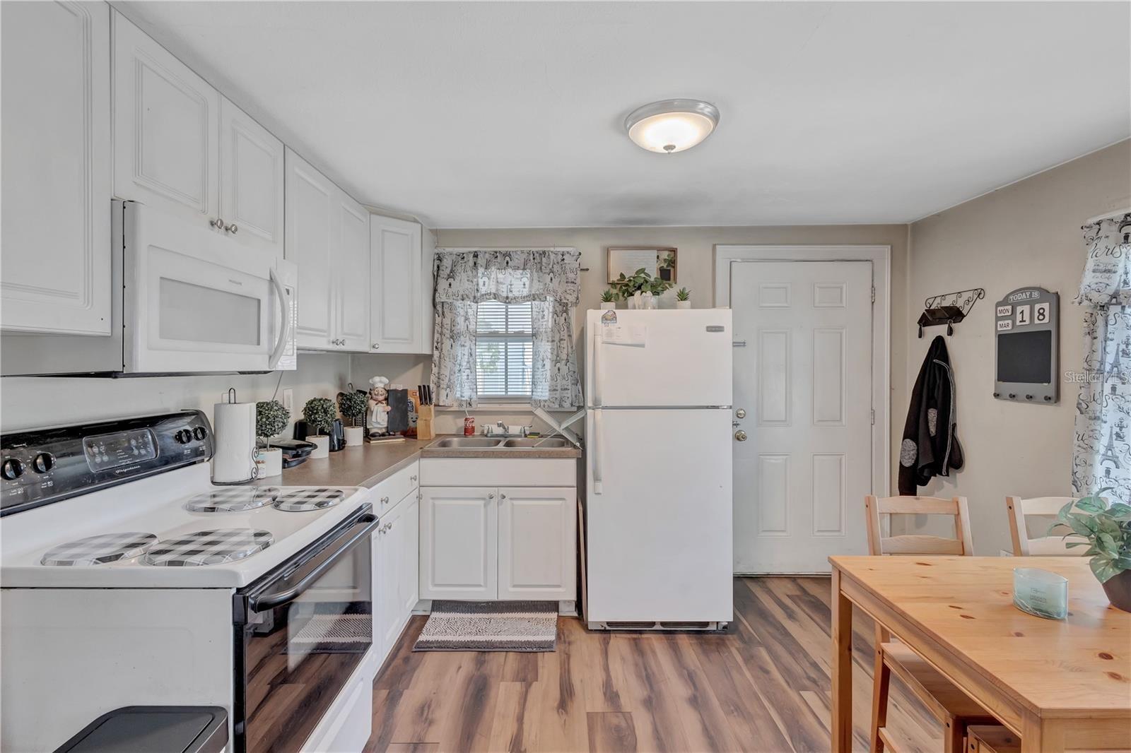 2521 4TH ST S, ST PETERSBURG, FL, 33705