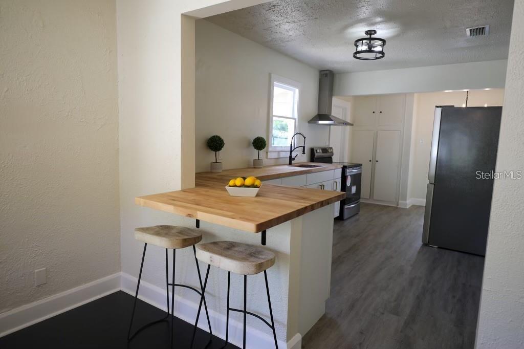 2521 4TH ST S, ST PETERSBURG, FL, 33705