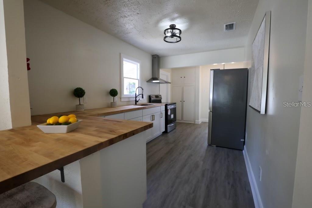2521 4TH ST S, ST PETERSBURG, FL, 33705