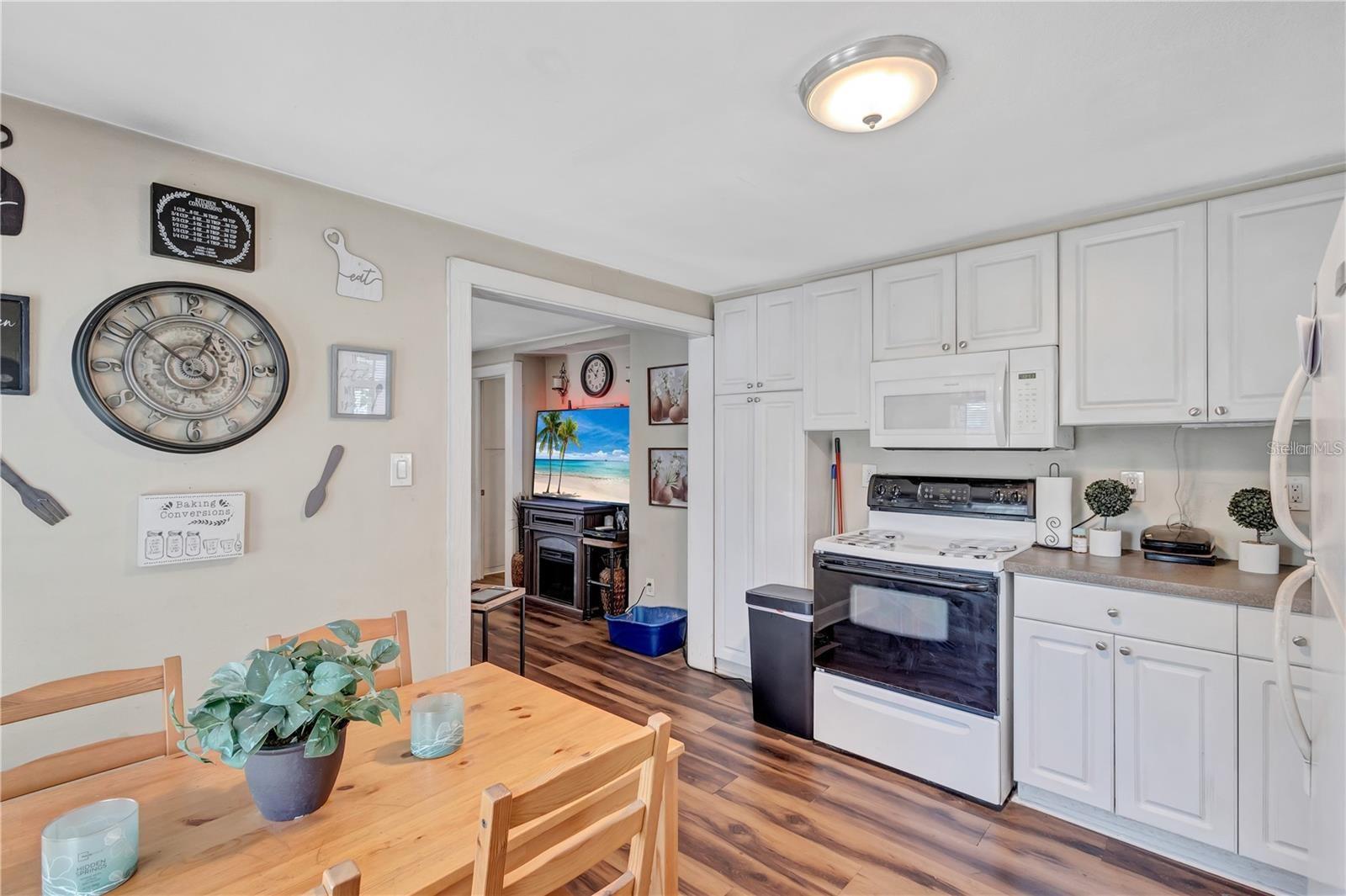2521 4TH ST S, ST PETERSBURG, FL, 33705