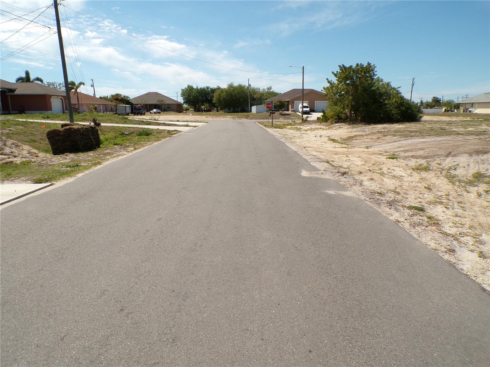 825 NE 15TH LN, CAPE CORAL, FL, 33909