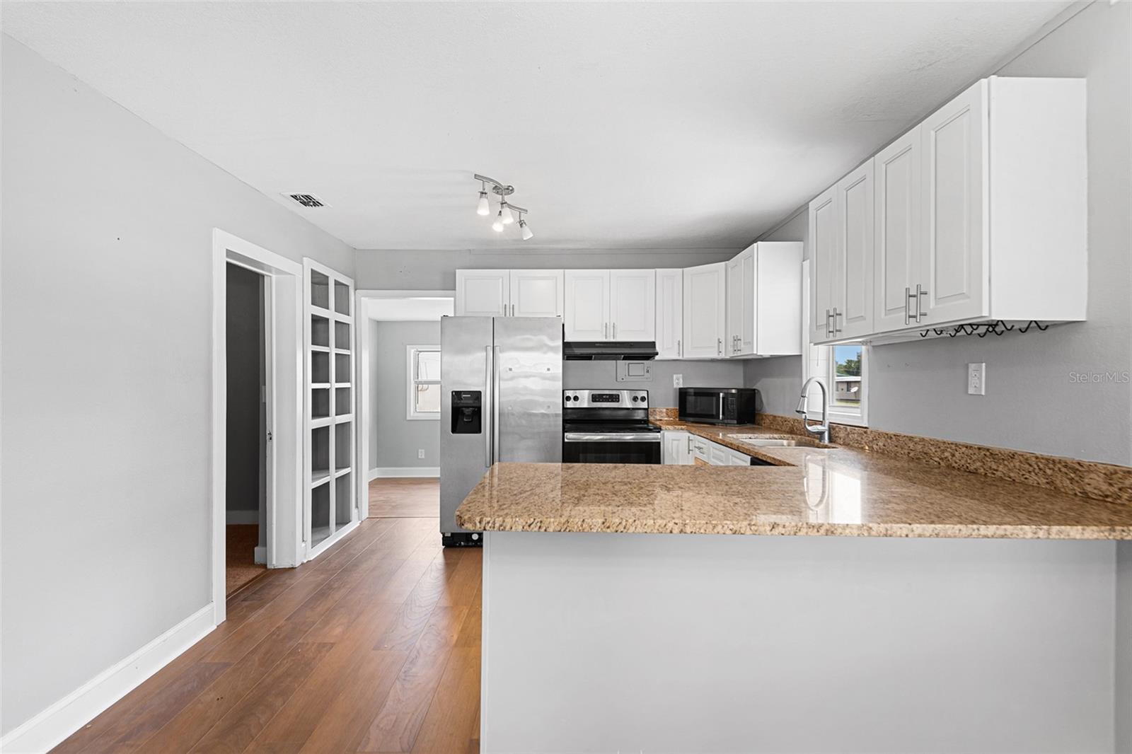 39014 KIRKLAND DR, ZEPHYRHILLS, FL, 33542