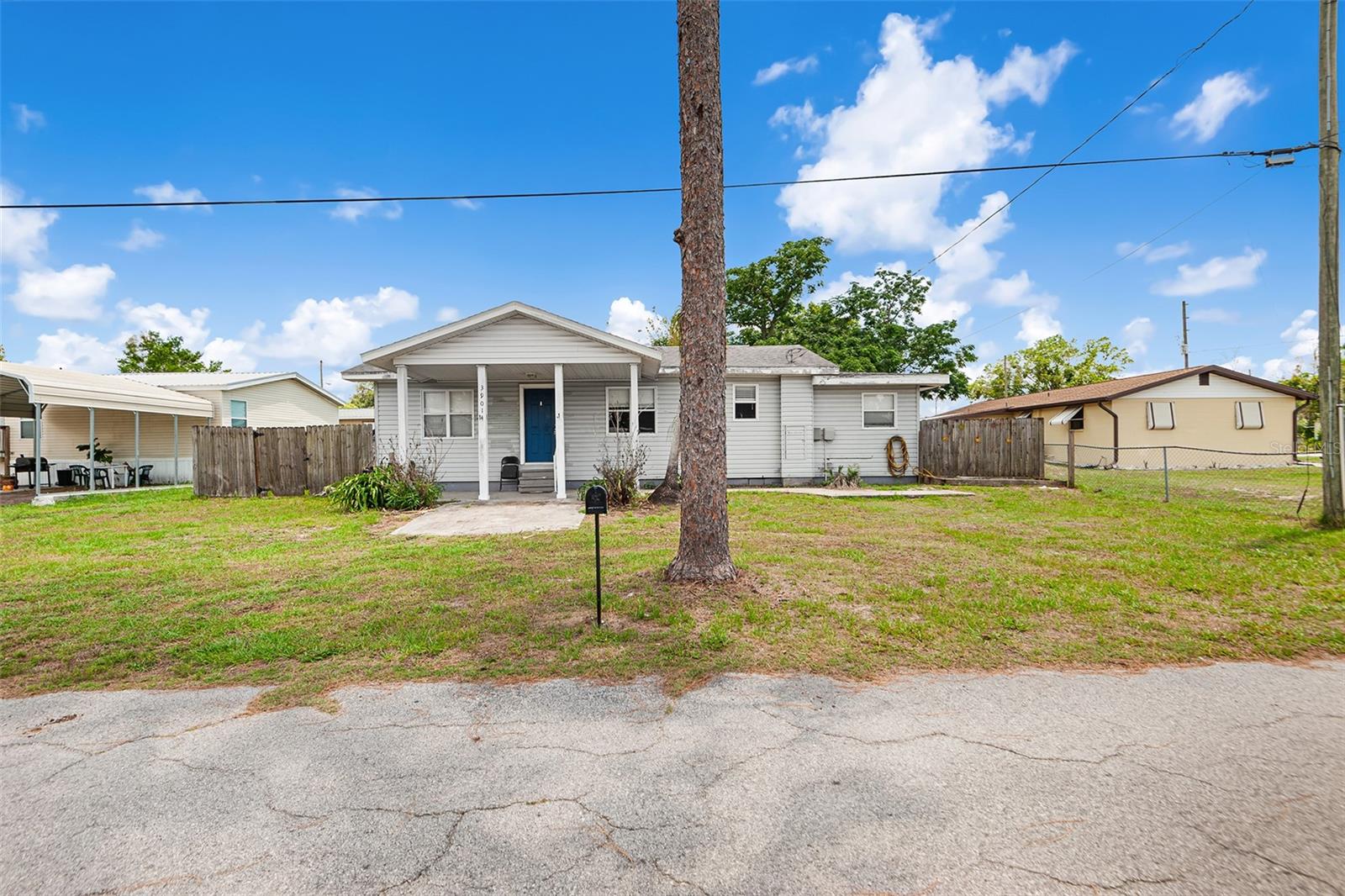 39014 KIRKLAND DR, ZEPHYRHILLS, FL, 33542
