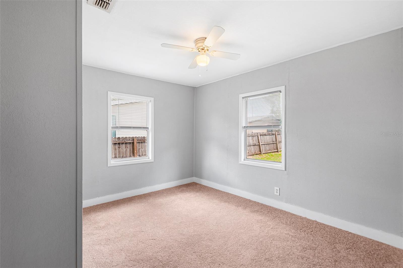 39014 KIRKLAND DR, ZEPHYRHILLS, FL, 33542
