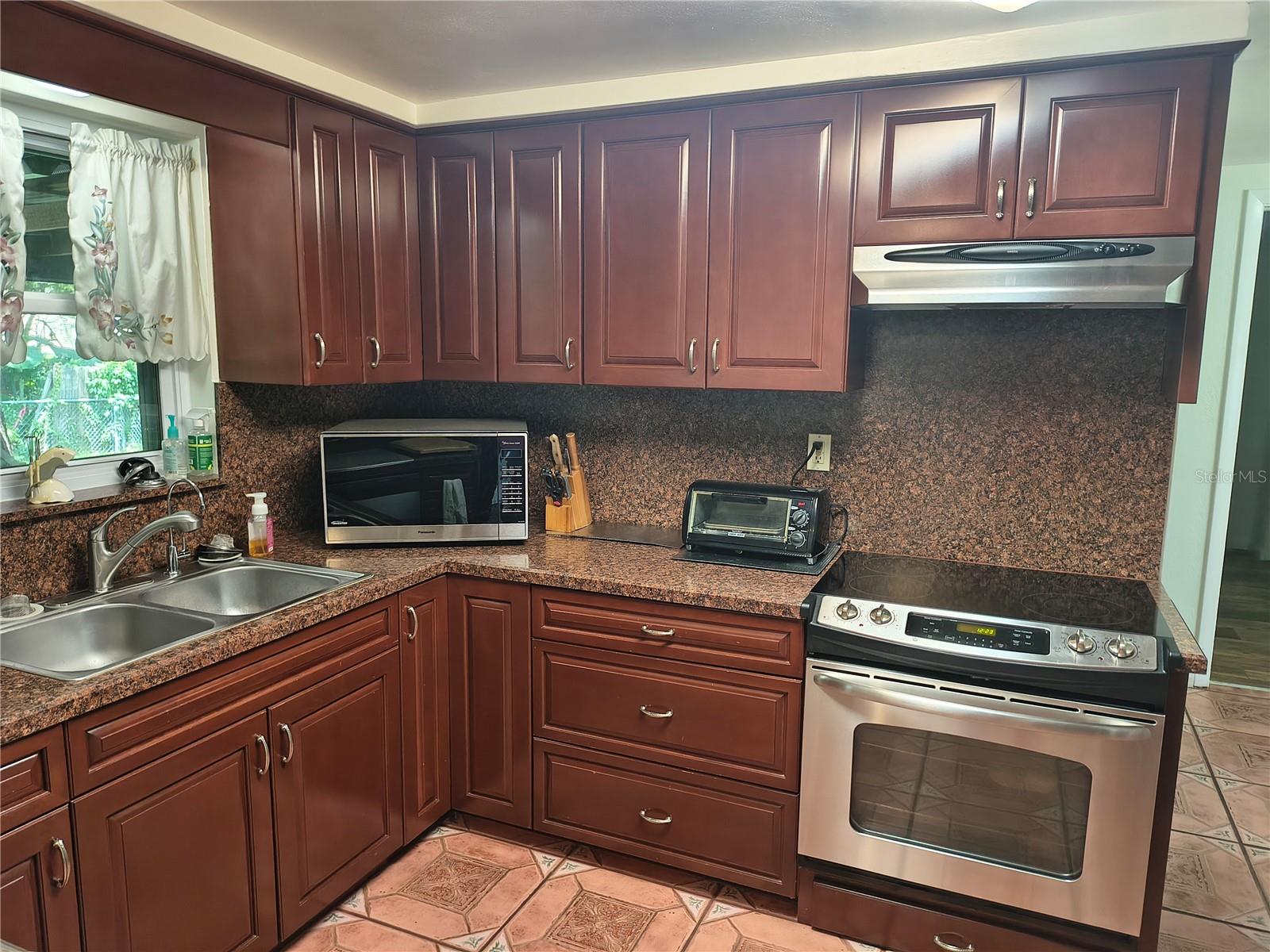 6627 PARKSIDE DR, NEW PORT RICHEY, FL, 34653