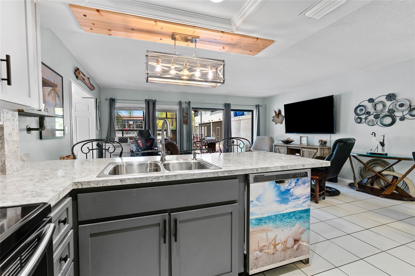 2571 CYPRUS DR #1-101, PALM HARBOR, FL, 34684