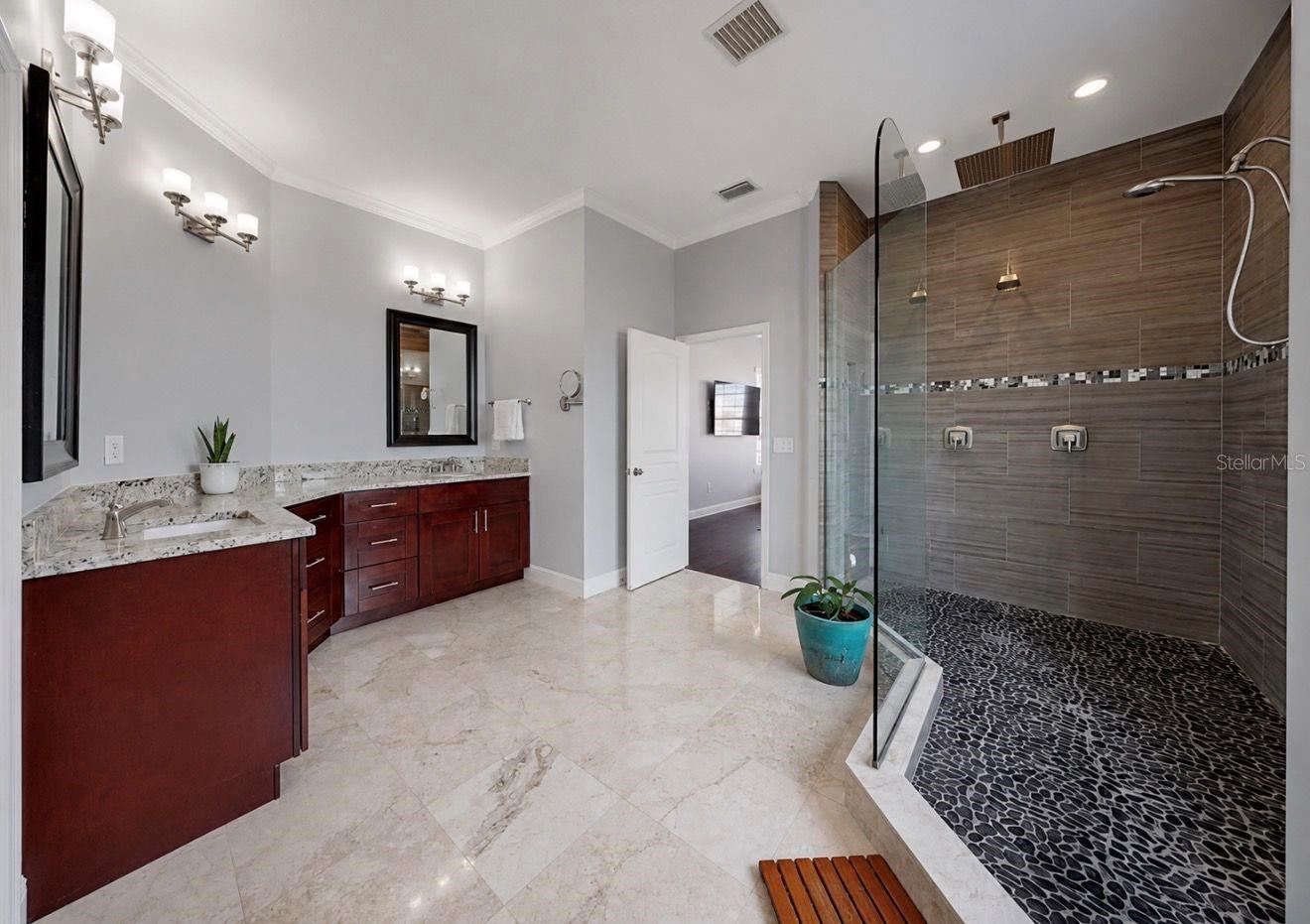 611 MIRABAY BLVD, APOLLO BEACH, FL, 33572