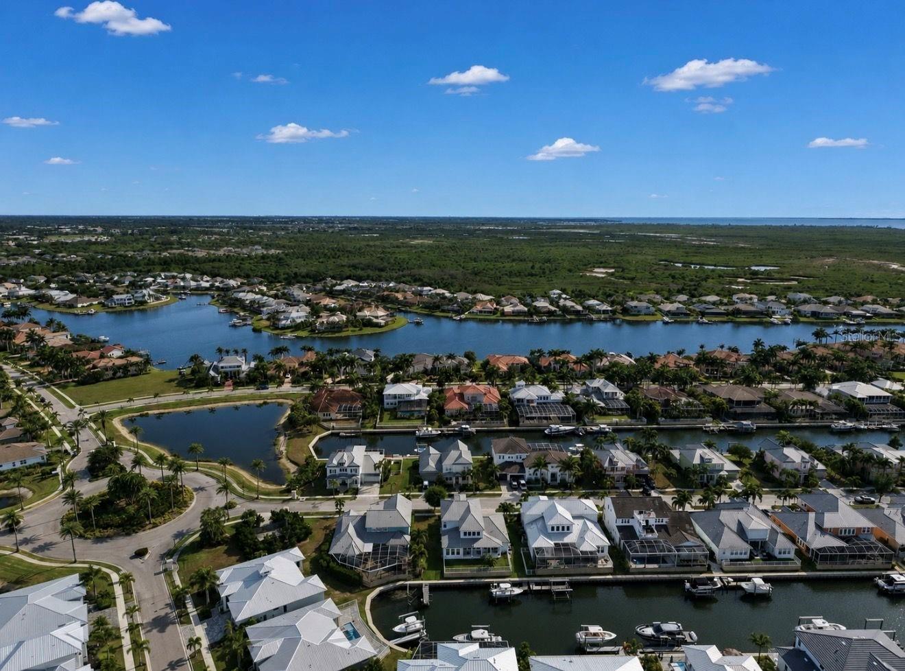 611 MIRABAY BLVD, APOLLO BEACH, FL, 33572