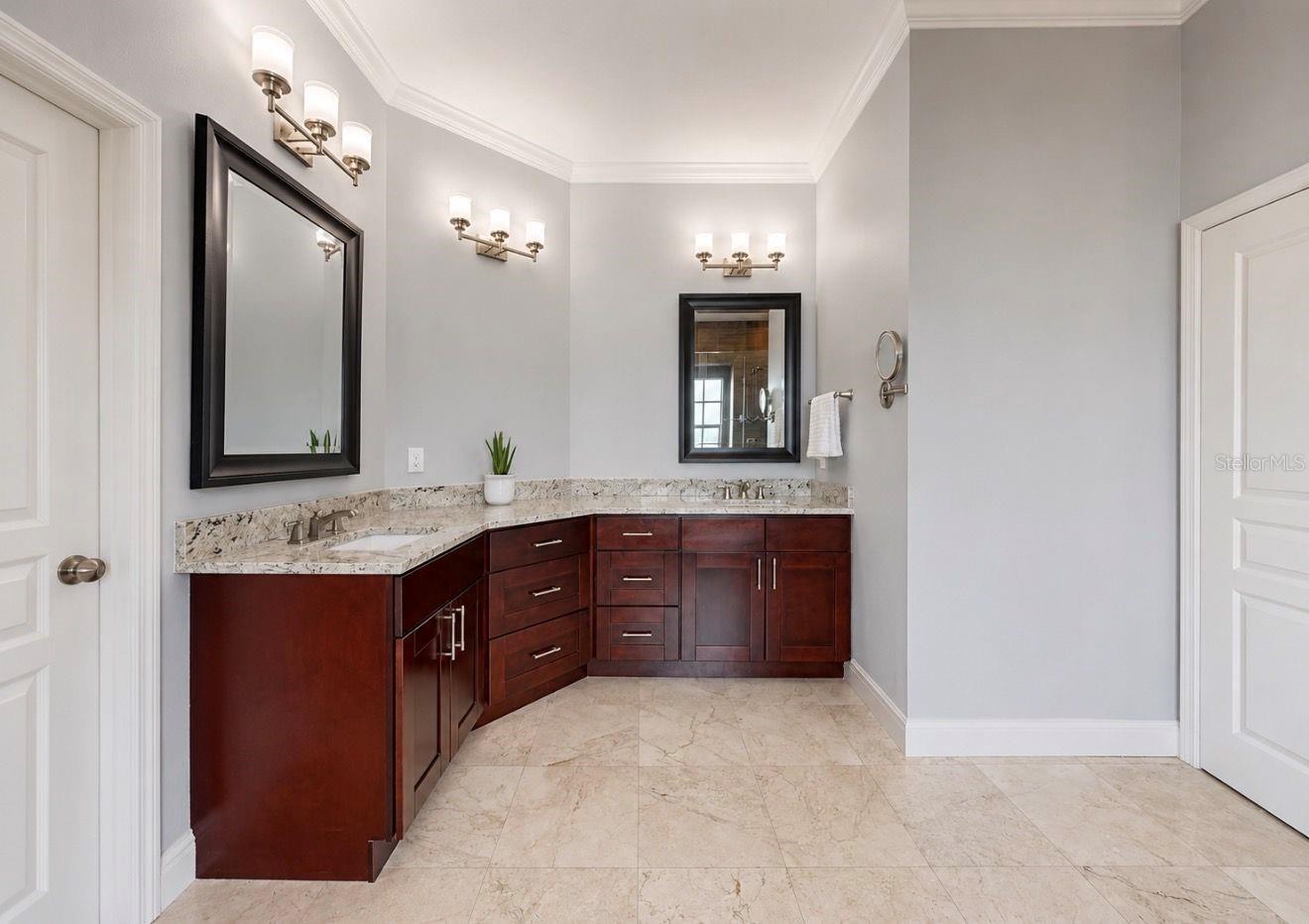 611 MIRABAY BLVD, APOLLO BEACH, FL, 33572