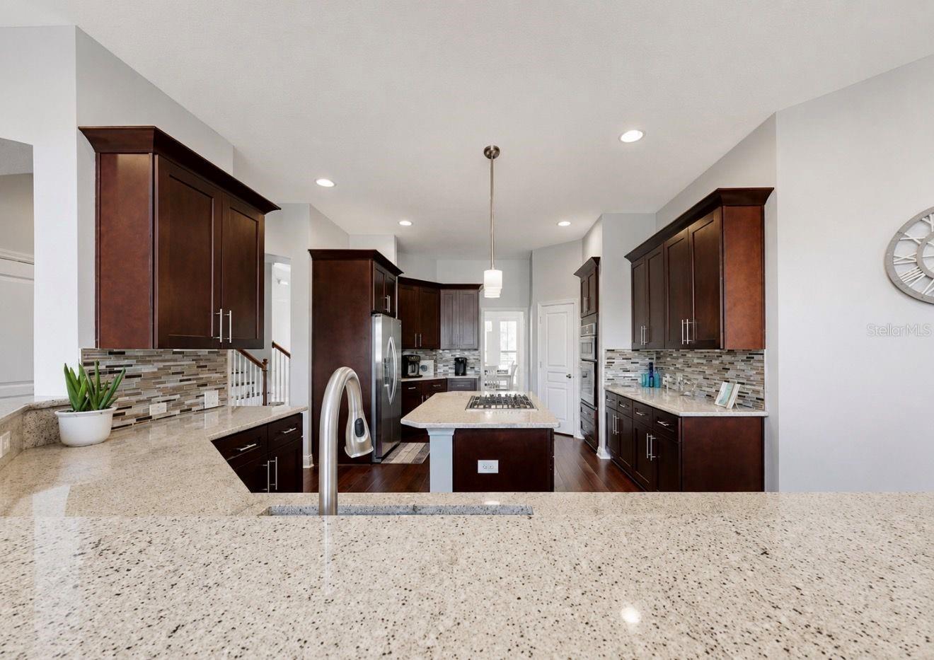 611 MIRABAY BLVD, APOLLO BEACH, FL, 33572