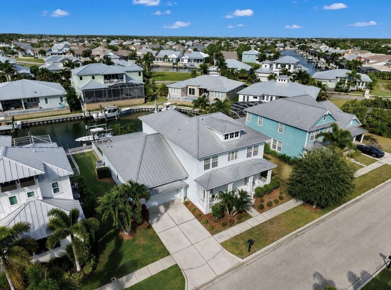 611 MIRABAY BLVD, APOLLO BEACH, FL, 33572