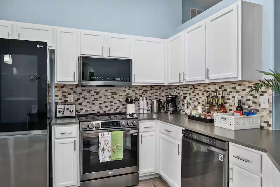 27 RADIUM LN, PALM COAST, FL, 32164