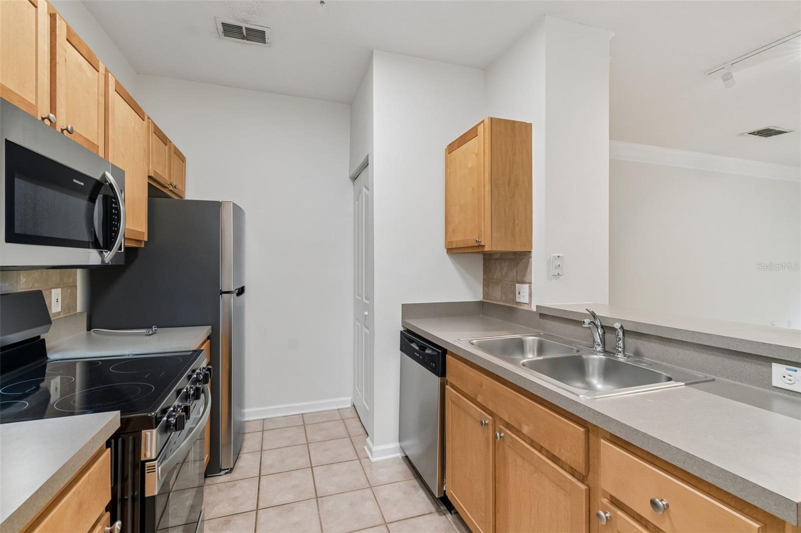 4207 S DALE MABRY HWY #8302, TAMPA, FL, 33611