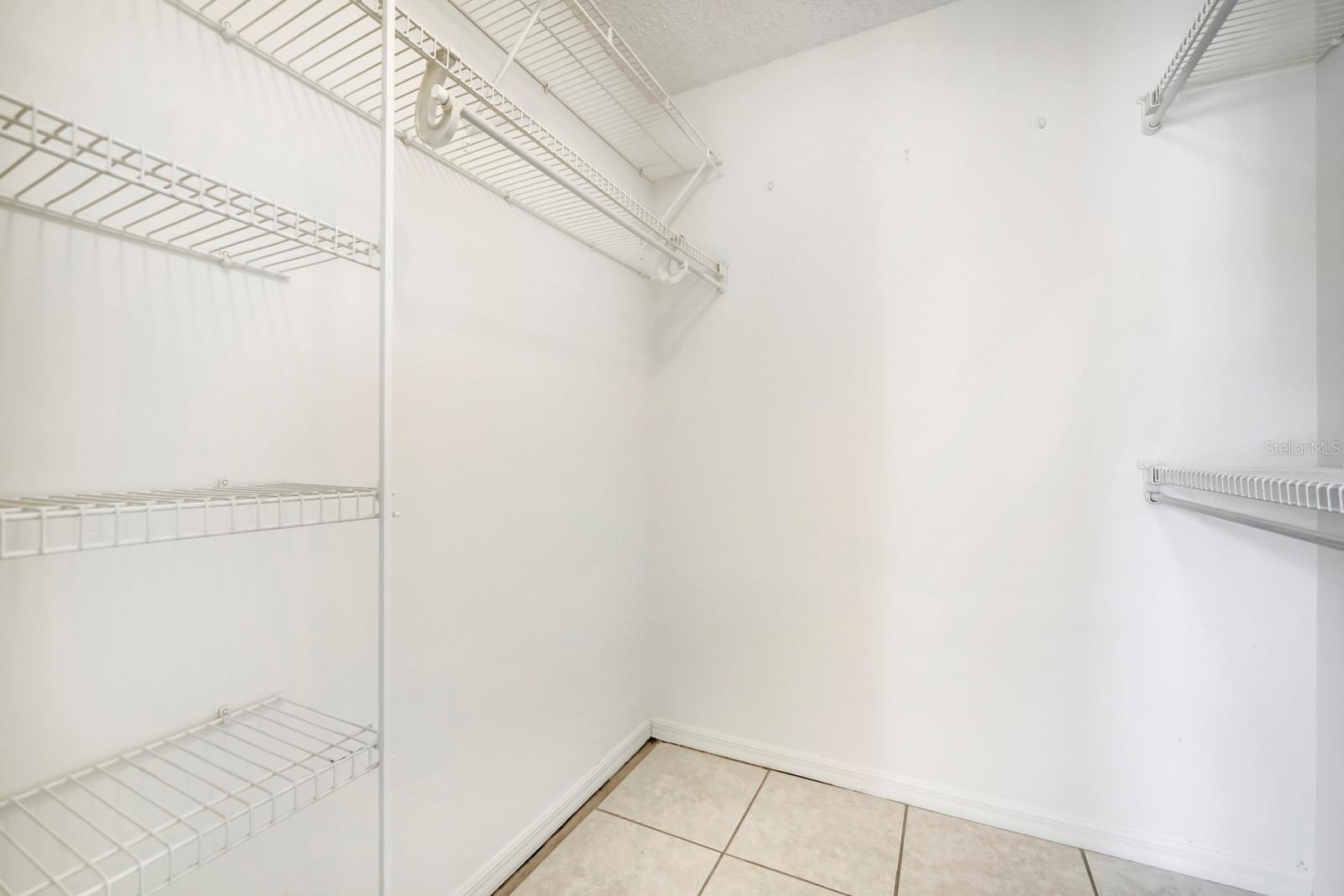 954 DERBYSHIRE DR, KISSIMMEE, FL, 34758