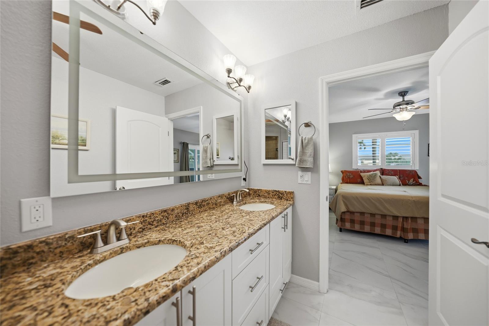 1433 LEMON BAY DR, ENGLEWOOD, FL, 34223