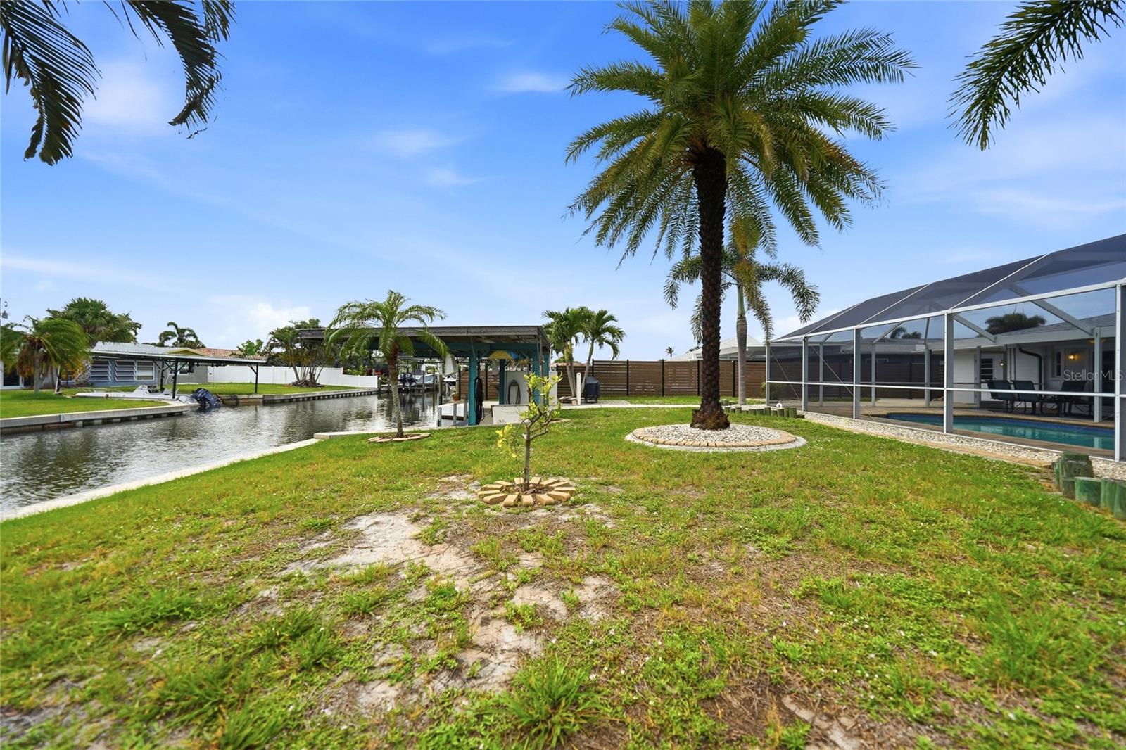 1433 LEMON BAY DR, ENGLEWOOD, FL, 34223