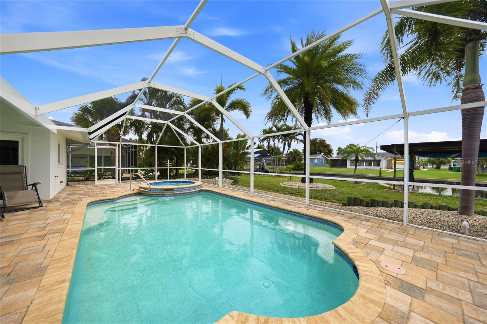 1433 LEMON BAY DR, ENGLEWOOD, FL, 34223