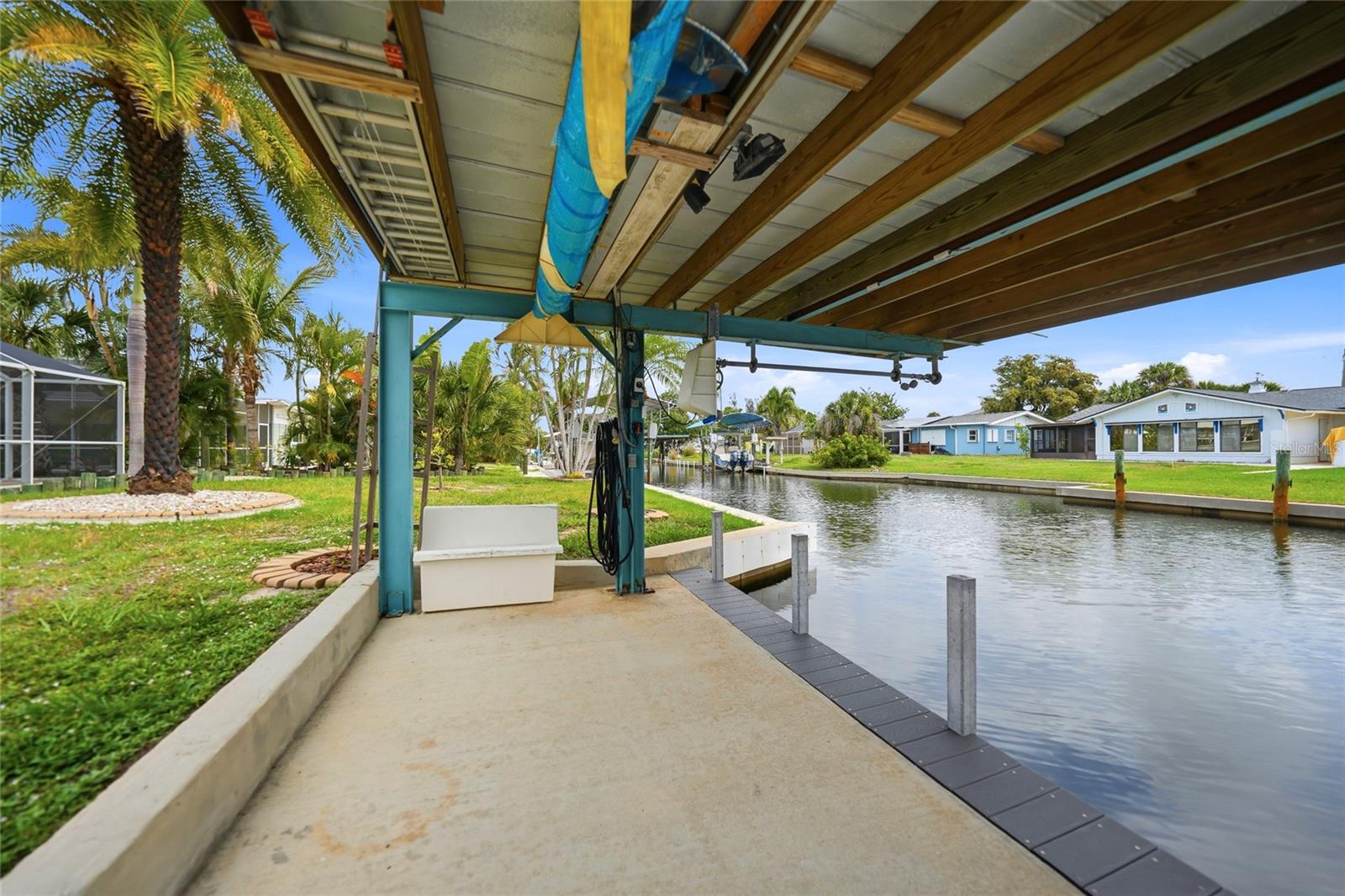 1433 LEMON BAY DR, ENGLEWOOD, FL, 34223