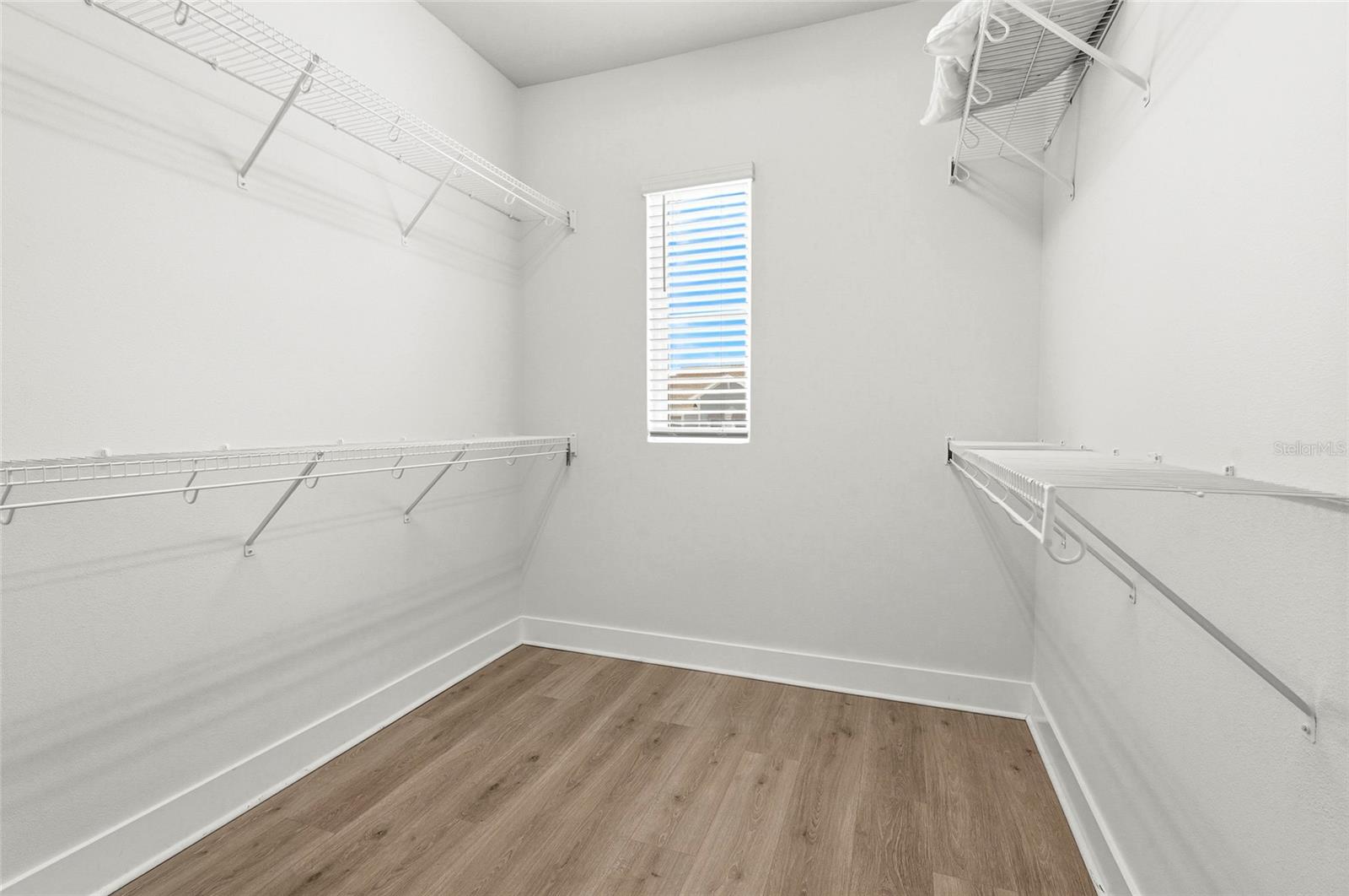 1603 SPRINGWELL LN, SARASOTA, FL, 34240
