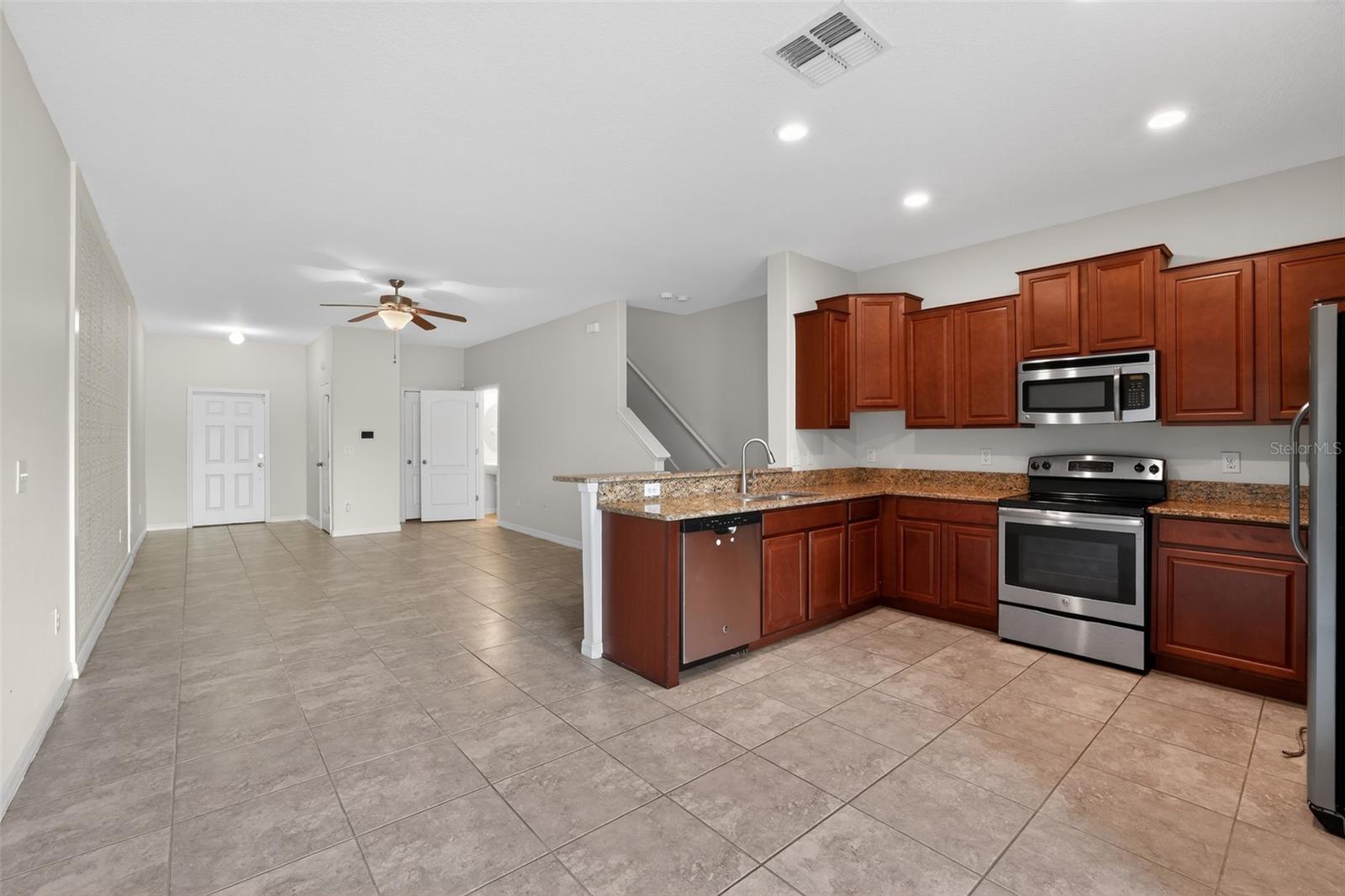2224 GOLDEN FALCON DR, RUSKIN, FL, 33570