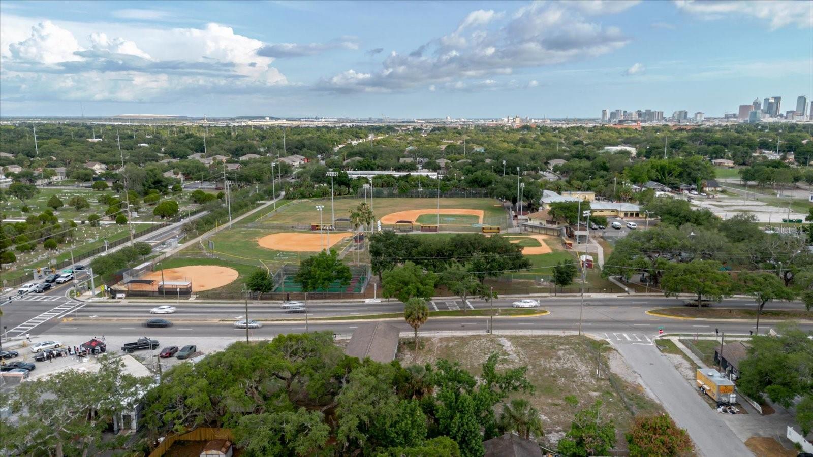 2100 E DR MLK, TAMPA, FL, 33610