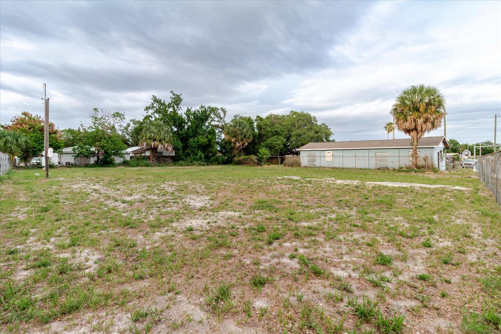 2100 E DR MLK, TAMPA, FL, 33610
