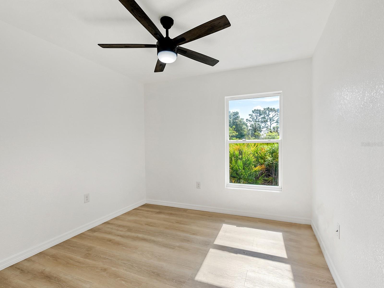 12168 GROSSPOINT AVE, PORT CHARLOTTE, FL, 33981