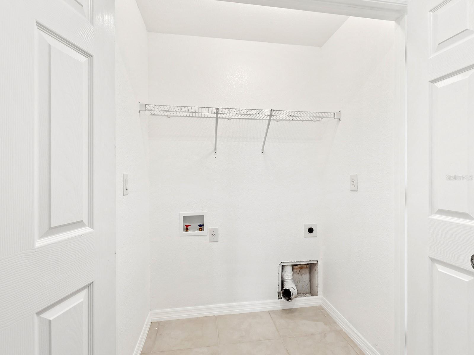 12168 GROSSPOINT AVE, PORT CHARLOTTE, FL, 33981