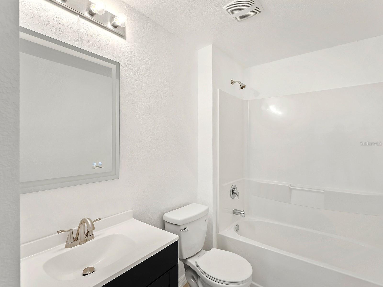 12168 GROSSPOINT AVE, PORT CHARLOTTE, FL, 33981