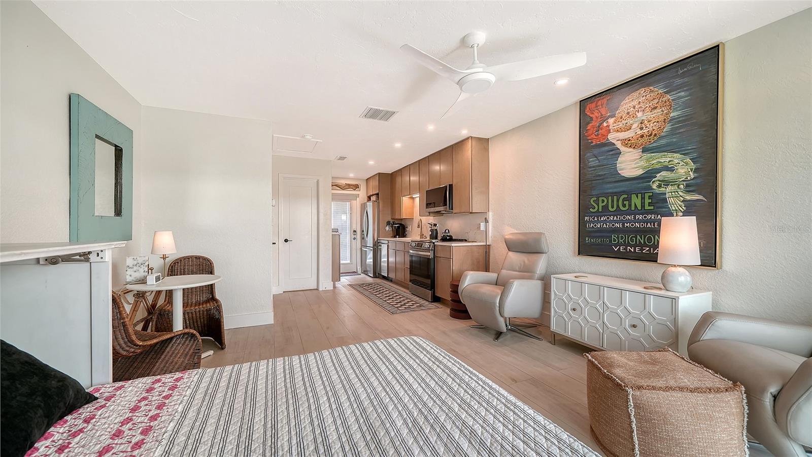 5830 MIDNIGHT PASS RD #32, SARASOTA, FL, 34242