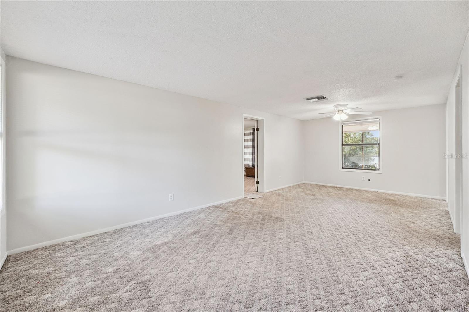 42146 PINE VALLEY DR, PAISLEY, FL, 32767