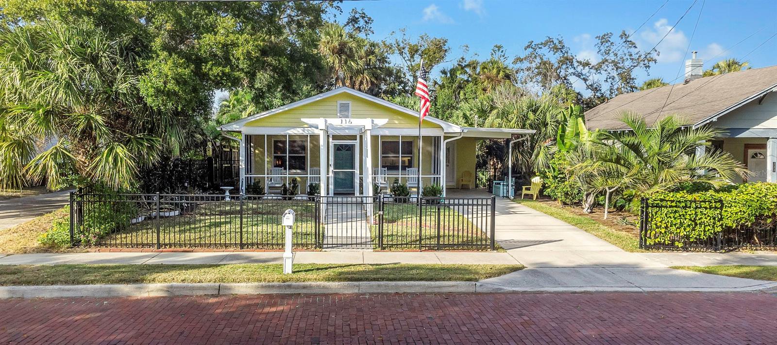 116 READ ST, TARPON SPRINGS, FL, 34689